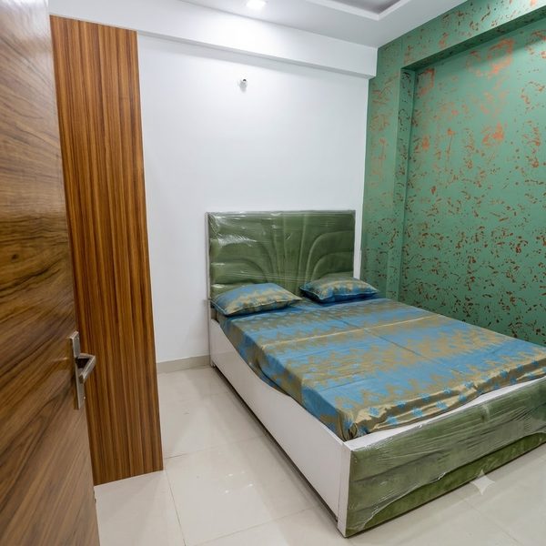 60 Gaj, 2 BHK in Sewak Park